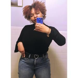 Meet your Posher, Bee